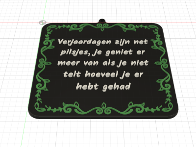 Ontworpen verjaardags tegel voor bekende, gemaakt met 3D printer.